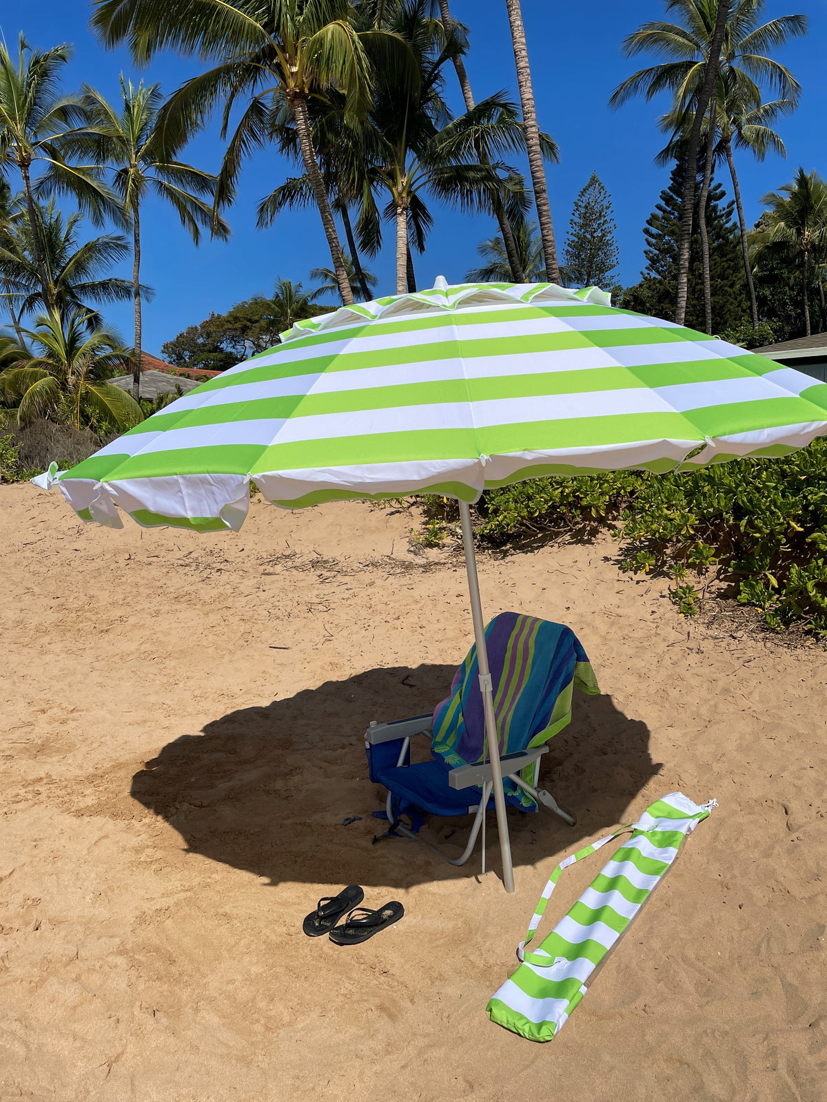 Deluxe 8 ft Lime and White Stripe Patio & Beach Umbrella with Travel Bag 1121